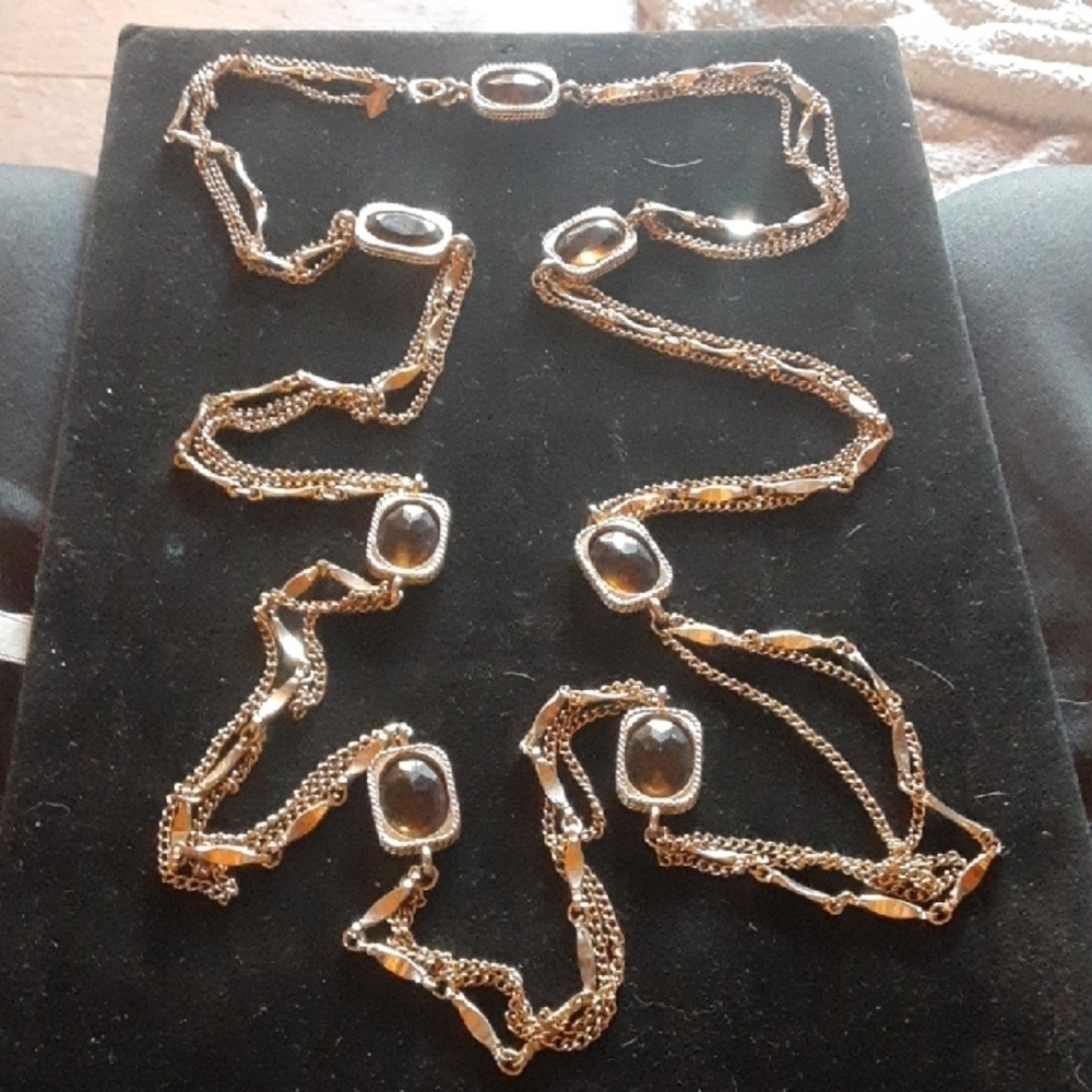 Sarah Cov. Elegant Gold Tone Chain Necklace